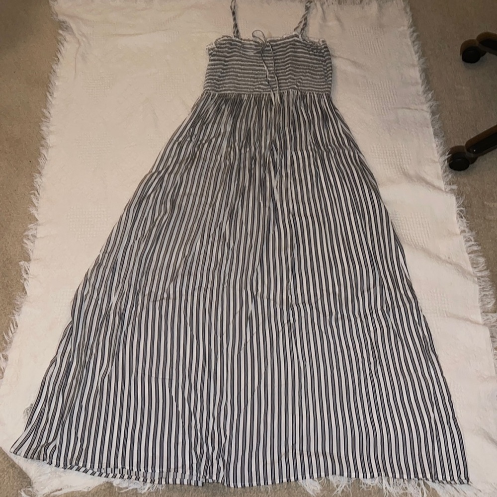 Maxi Dress. Medium. Navy Blue/White Stripes. Adjustable straps.